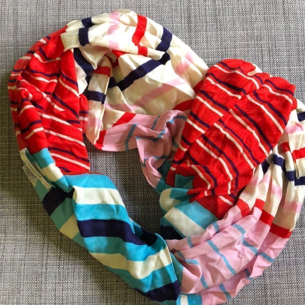 EUC Liz Claiborne Infinity Scarf